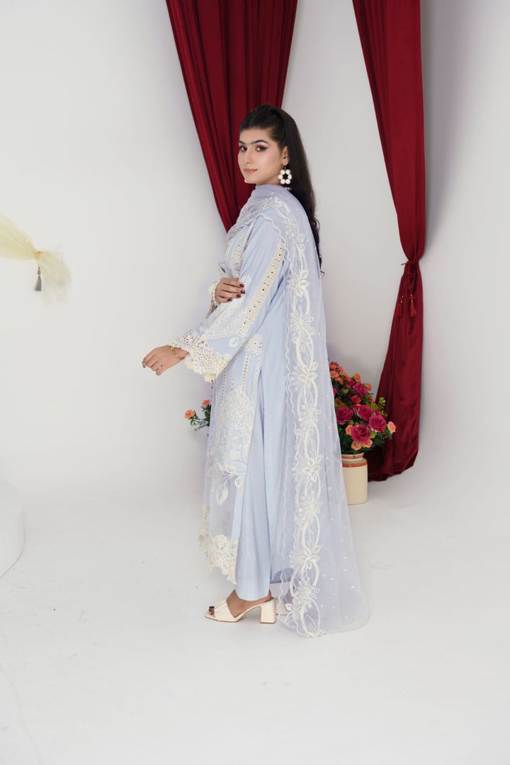 1147A - Embroidered Linen 3 Piece suit