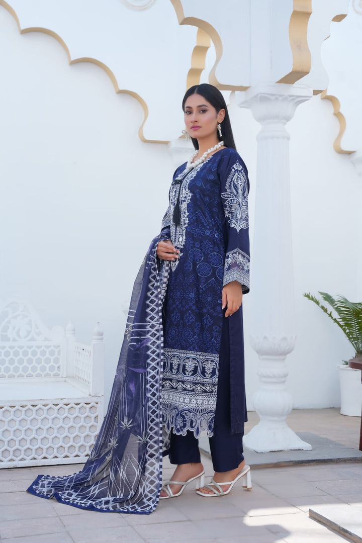 LP02A - NAVY EMBROIDERED LINEN 3 PIECE SUIT