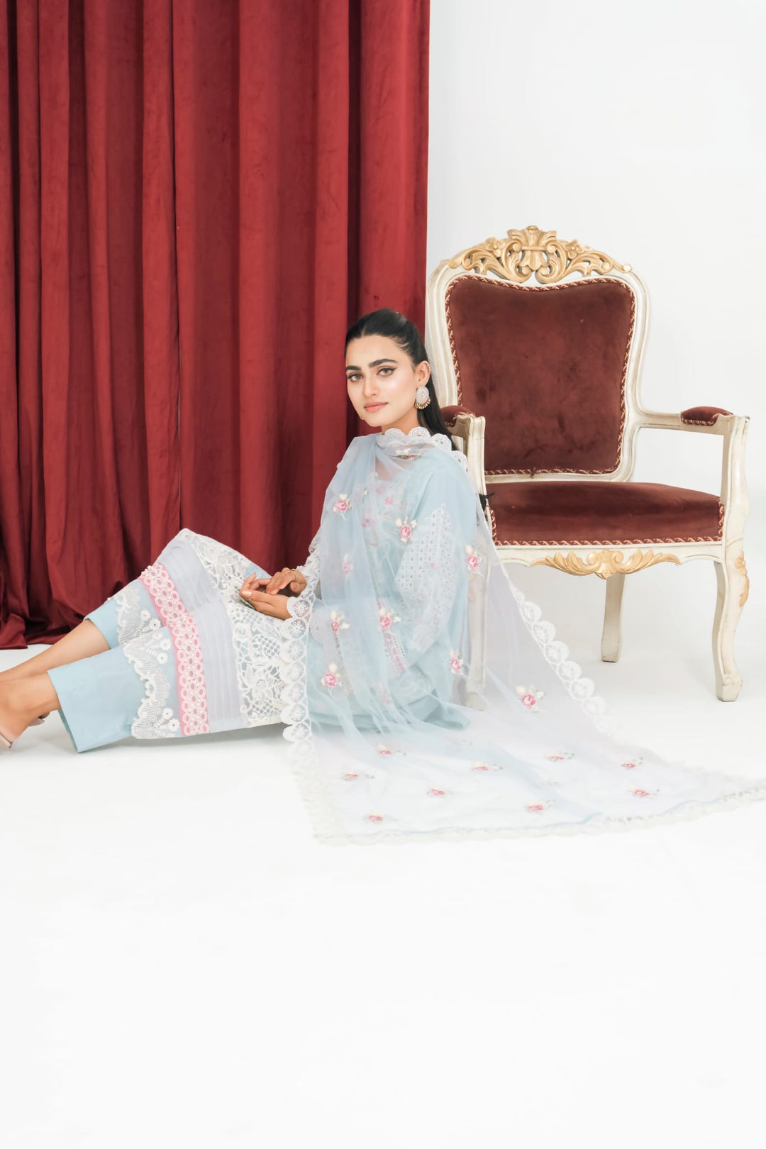 1163C - Light Blue Embroidered Linen 3 Piece suit