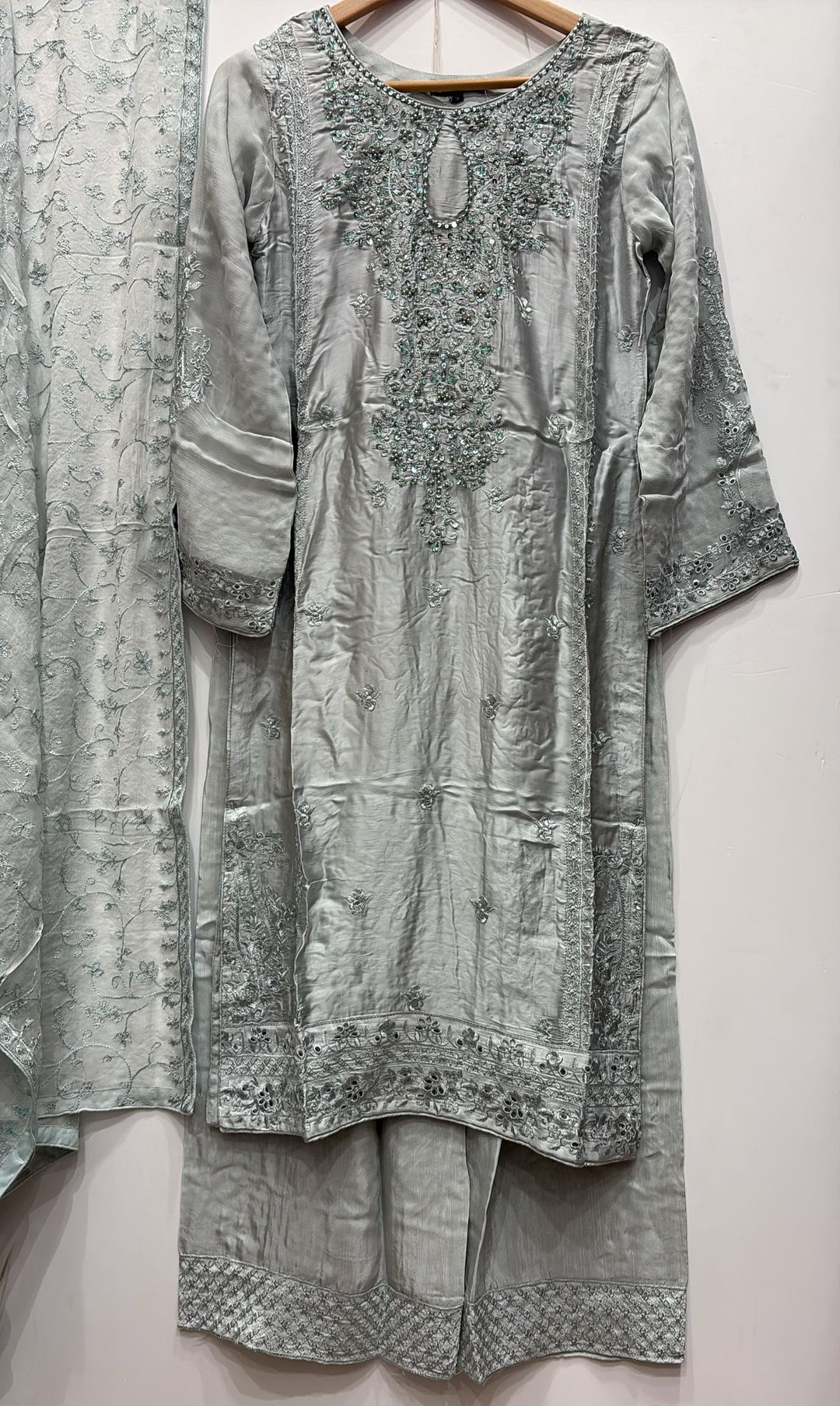 AG22c- EMBROIDERED SILK 3 PIECE SUIT
