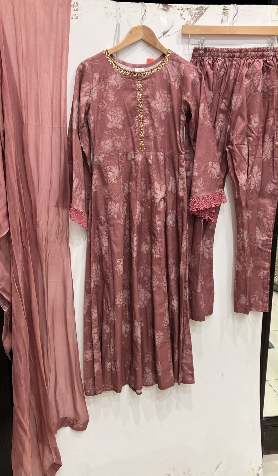 1119A - Embroidered Cotton Linen 3 Piece suit