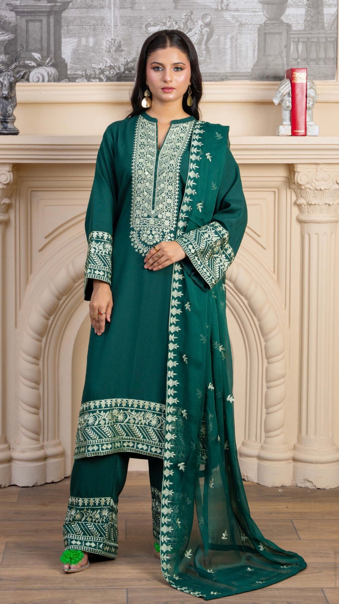 Zk10 - Senorita Embroidered Karandi 3 Piece suit