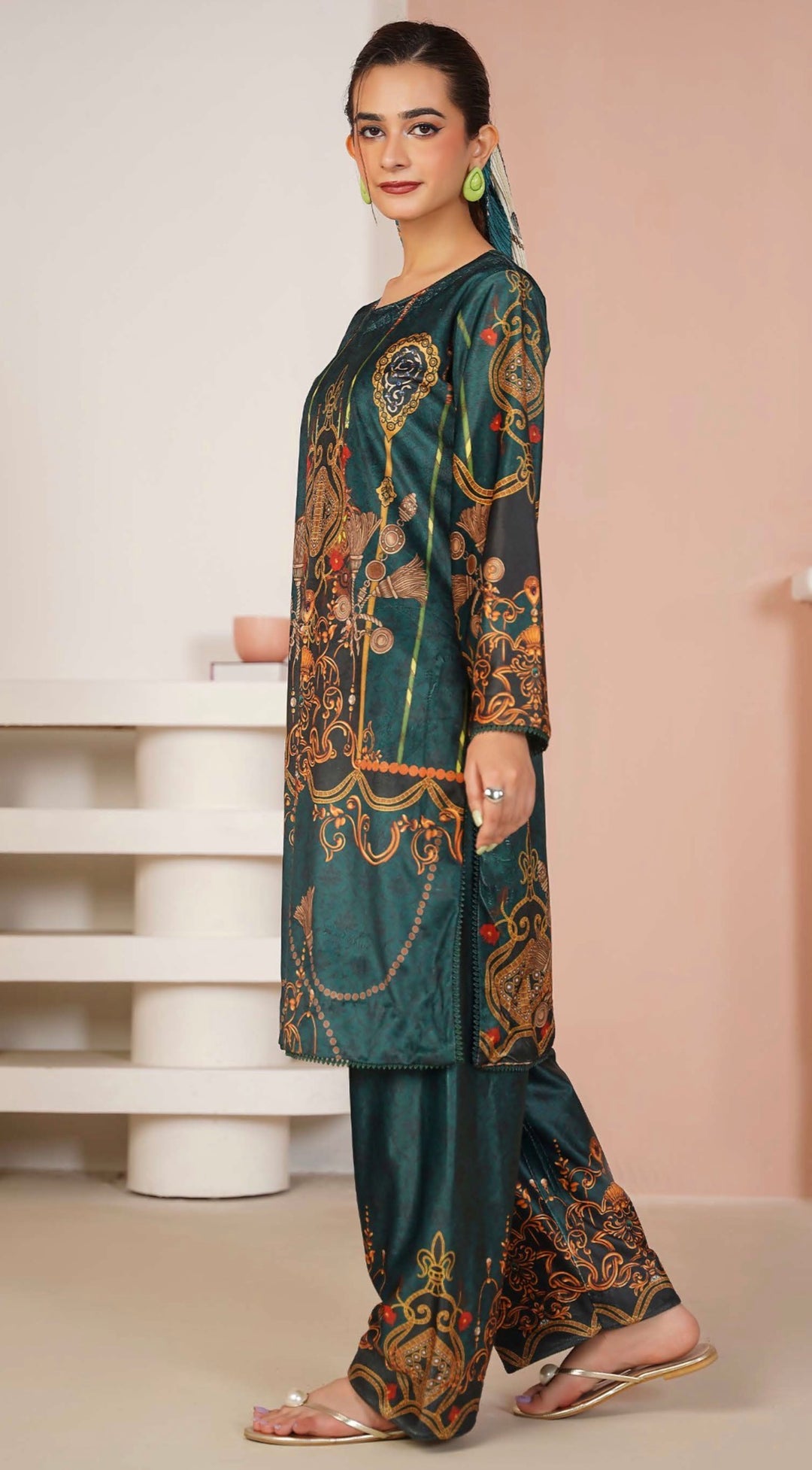 VS05 - Velvet 2-Piece co-ord Pakistani Suit