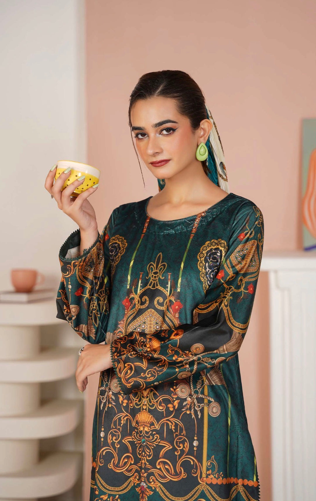 VS05 - Velvet 2-Piece co-ord Pakistani Suit