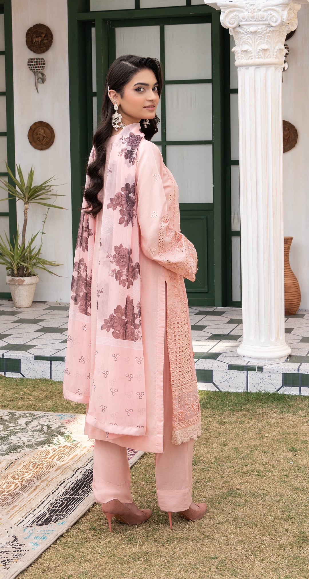 1170B - Peachy Pink Embroidered Linen 3 Piece suit
