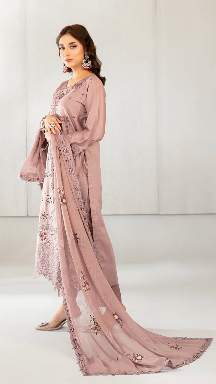 D-2823 - AZKA Embroidered Lawn 3 Piece suit