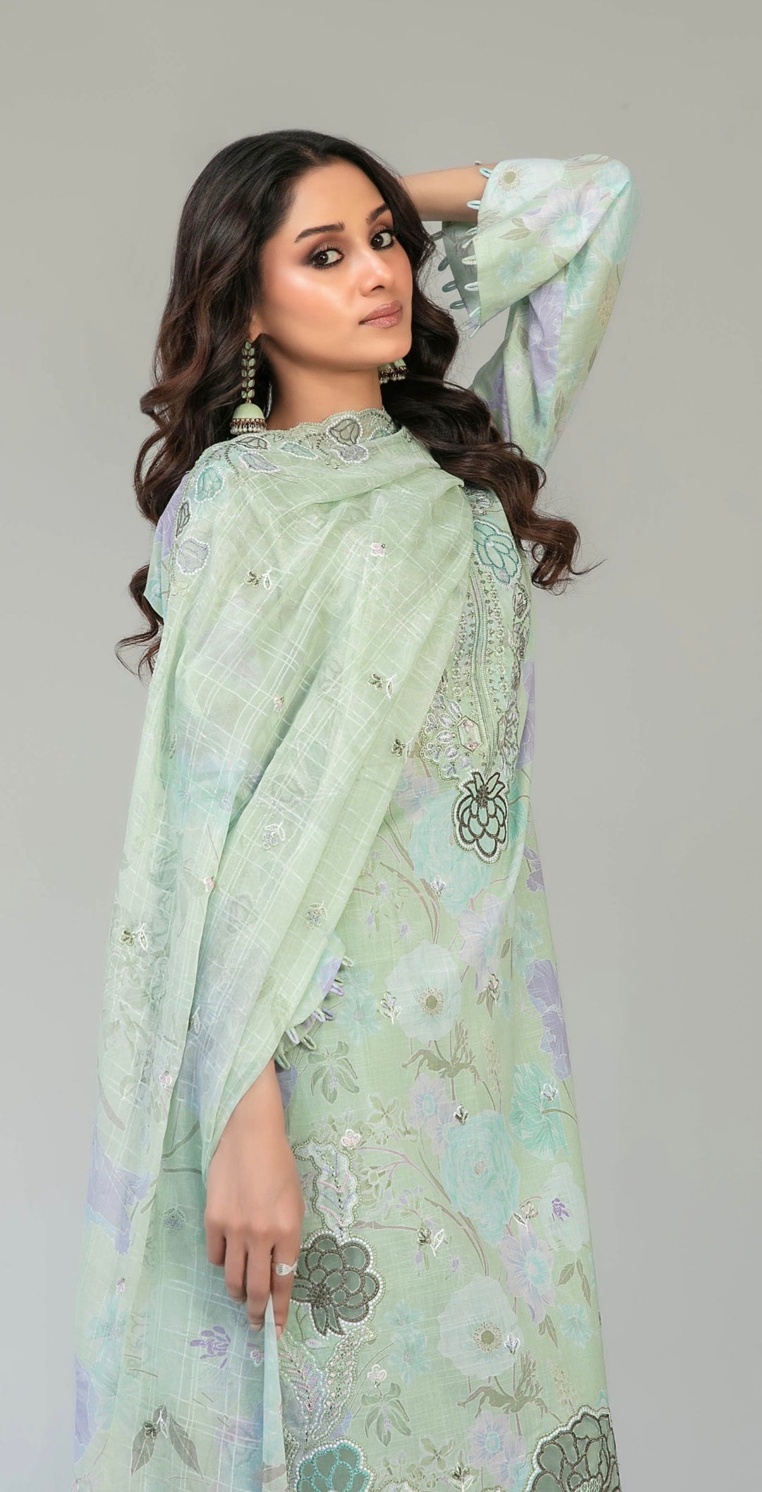 D-2911 - CASCA Embroidered Lawn 3 Piece suit