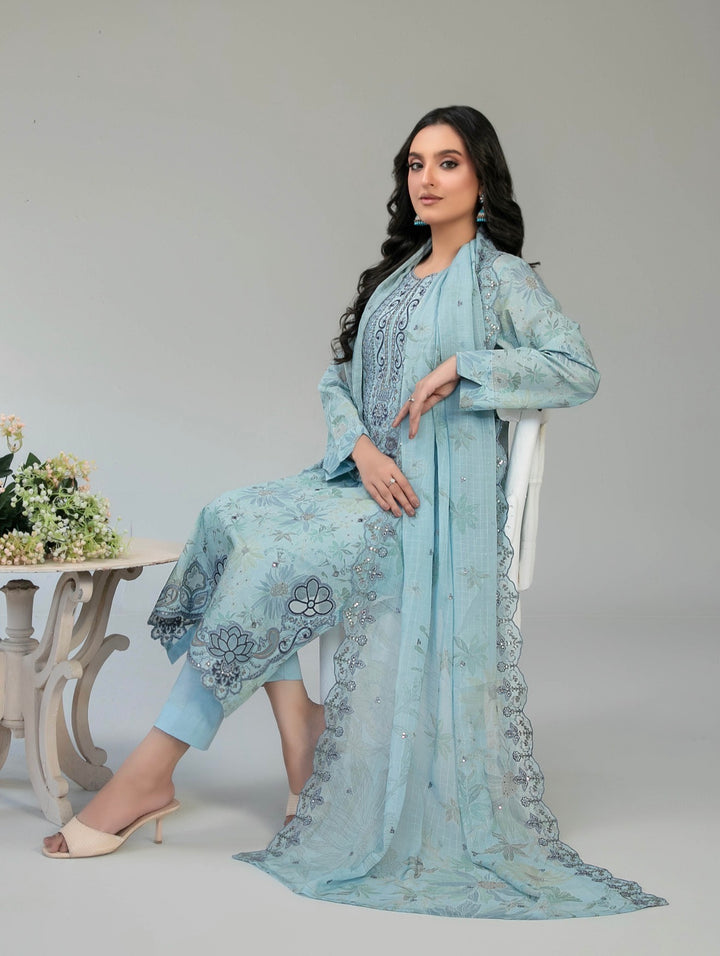 D-2916 - CASCA Embroidered Lawn 3 Piece suit