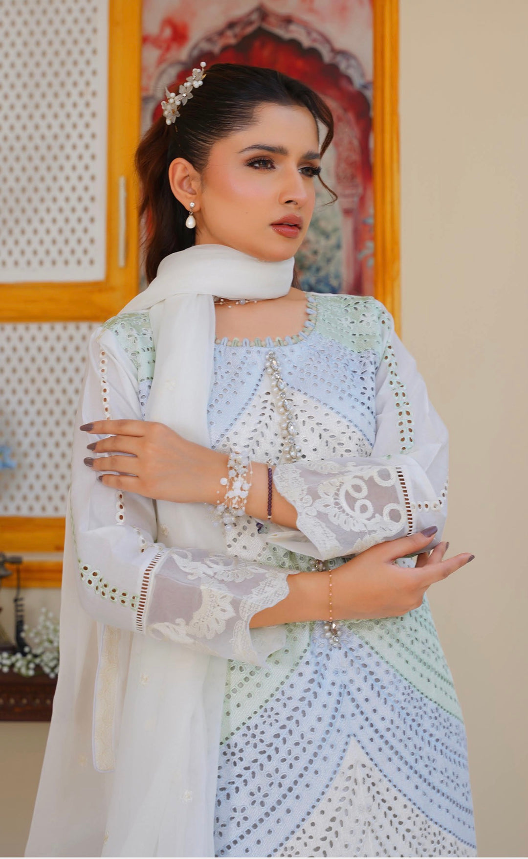 AR03 - Attire Light Green Embroidered Chikankari Cotton 3 Piece suit