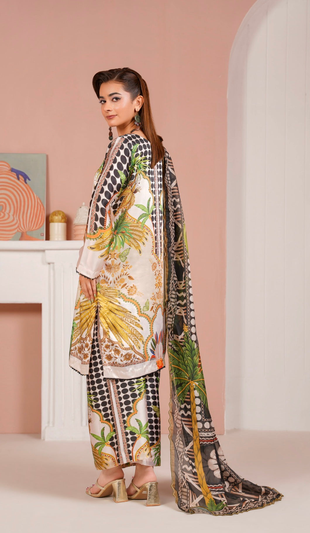 NSH06 - Elegant Silk 3-Piece co-ord Pakistani Suit