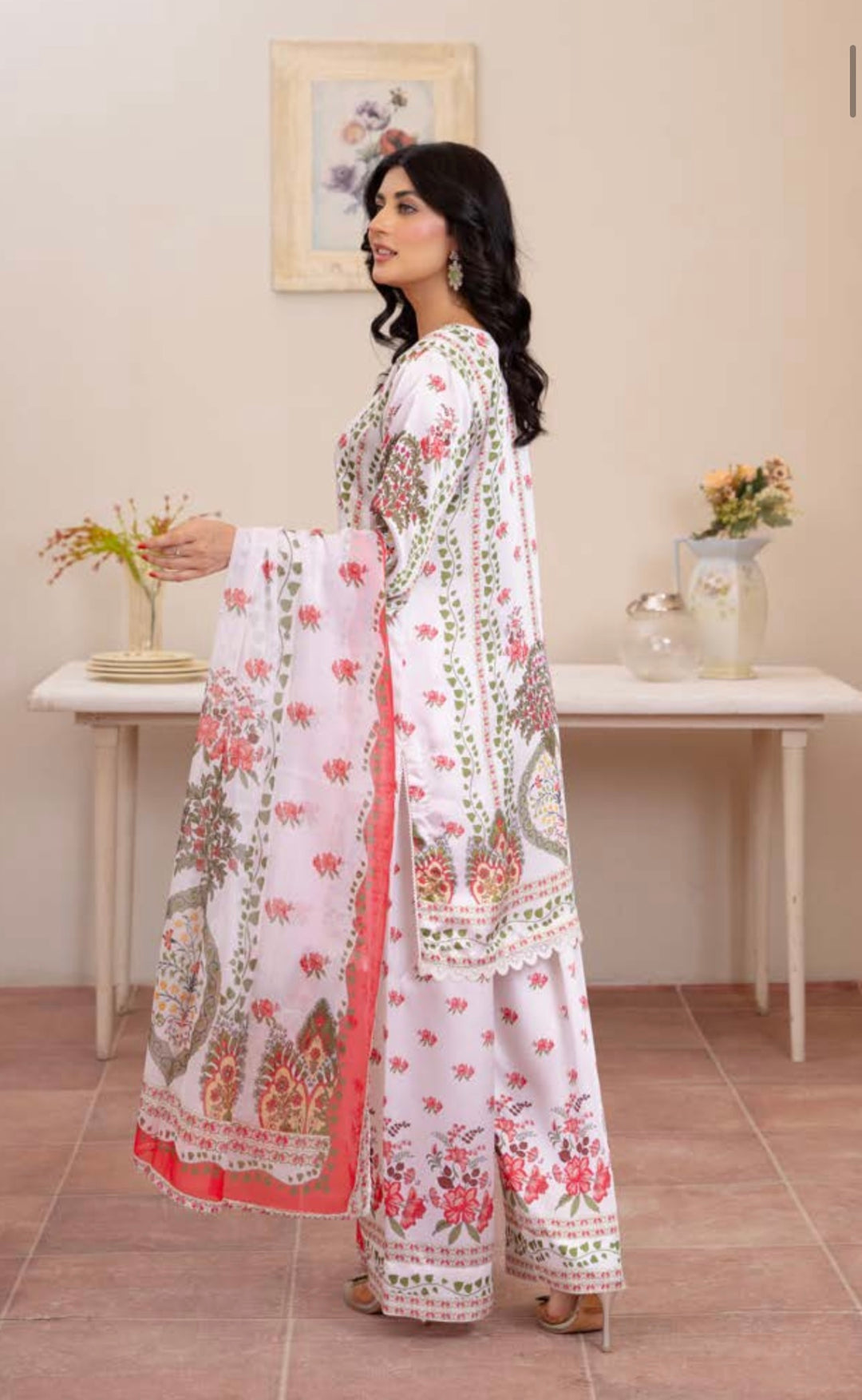 TSH06- EMBELLISHED SILK PRINT 3 PIECE SUIT