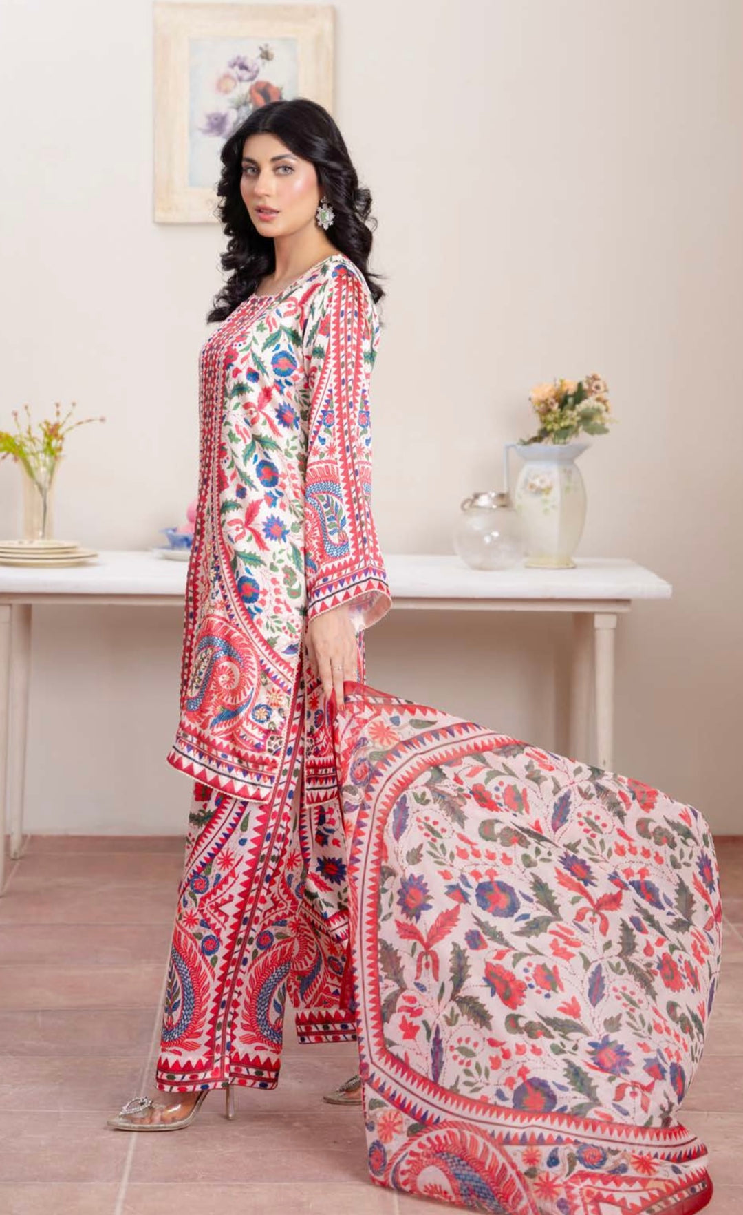 TSH10- EMBELLISHED SILK PRINT 3 PIECE SUIT