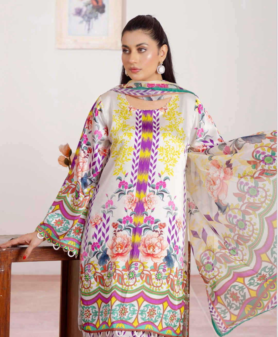 TSH07- EMBELLISHED SILK PRINT 3 PIECE SUIT