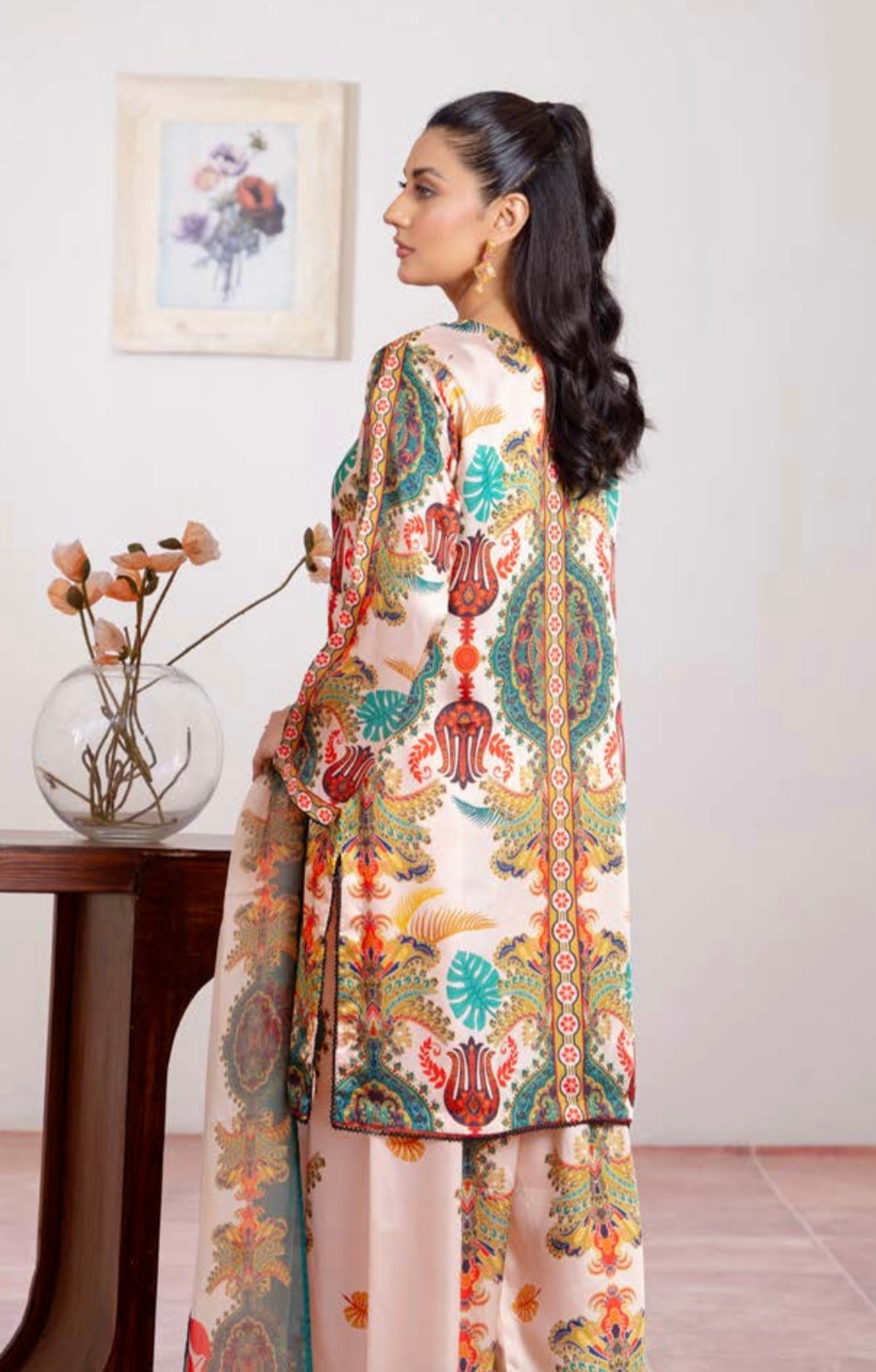 TSH02- EMBELLISHED SILK PRINT 3 PIECE SUIT