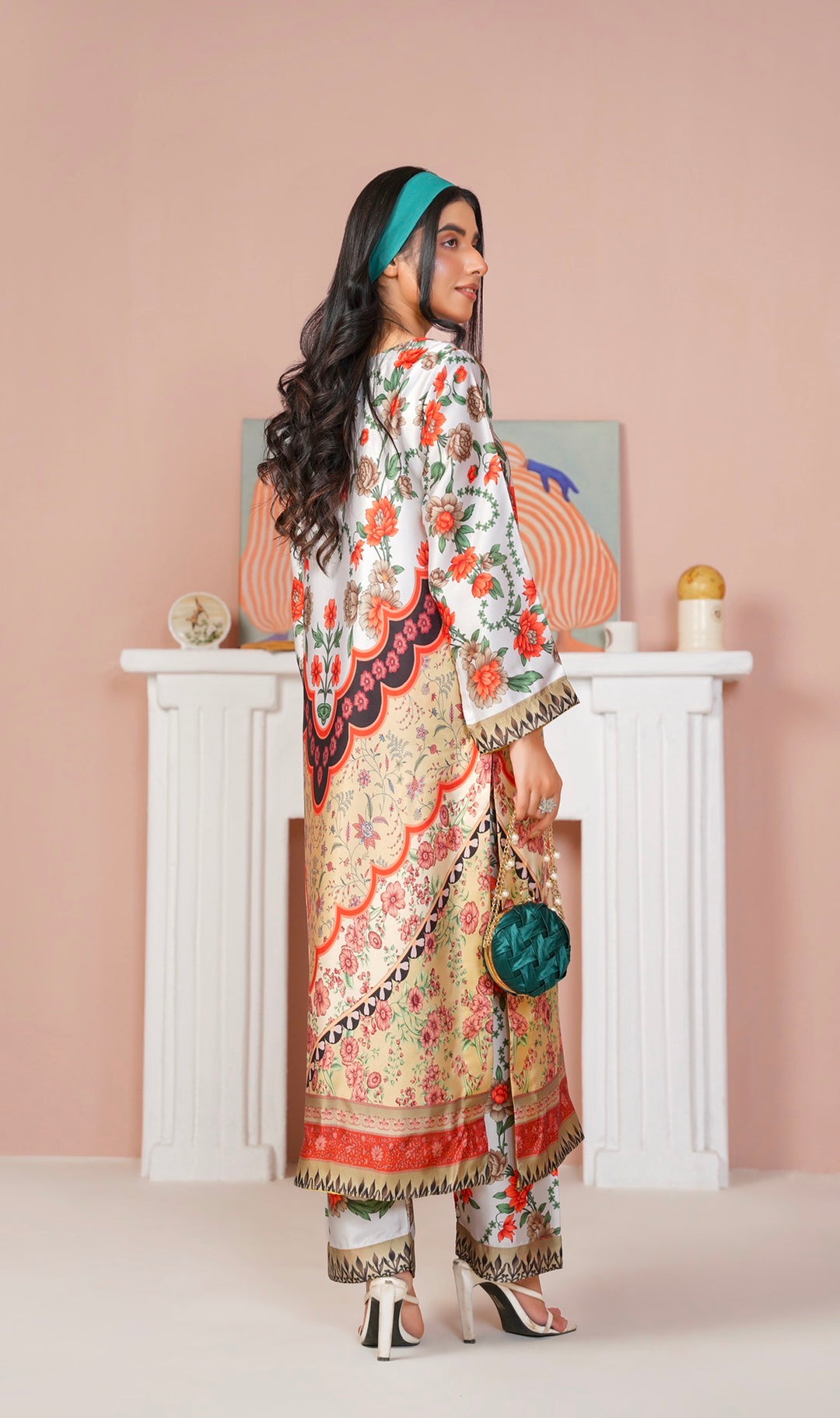 CS05 - Elegant Silk 2-Piece co-ord Pakistani Suit