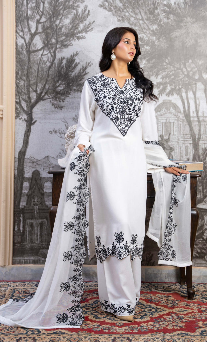 Zk04 - Juliet Embroidered Karandi 3 Piece suit