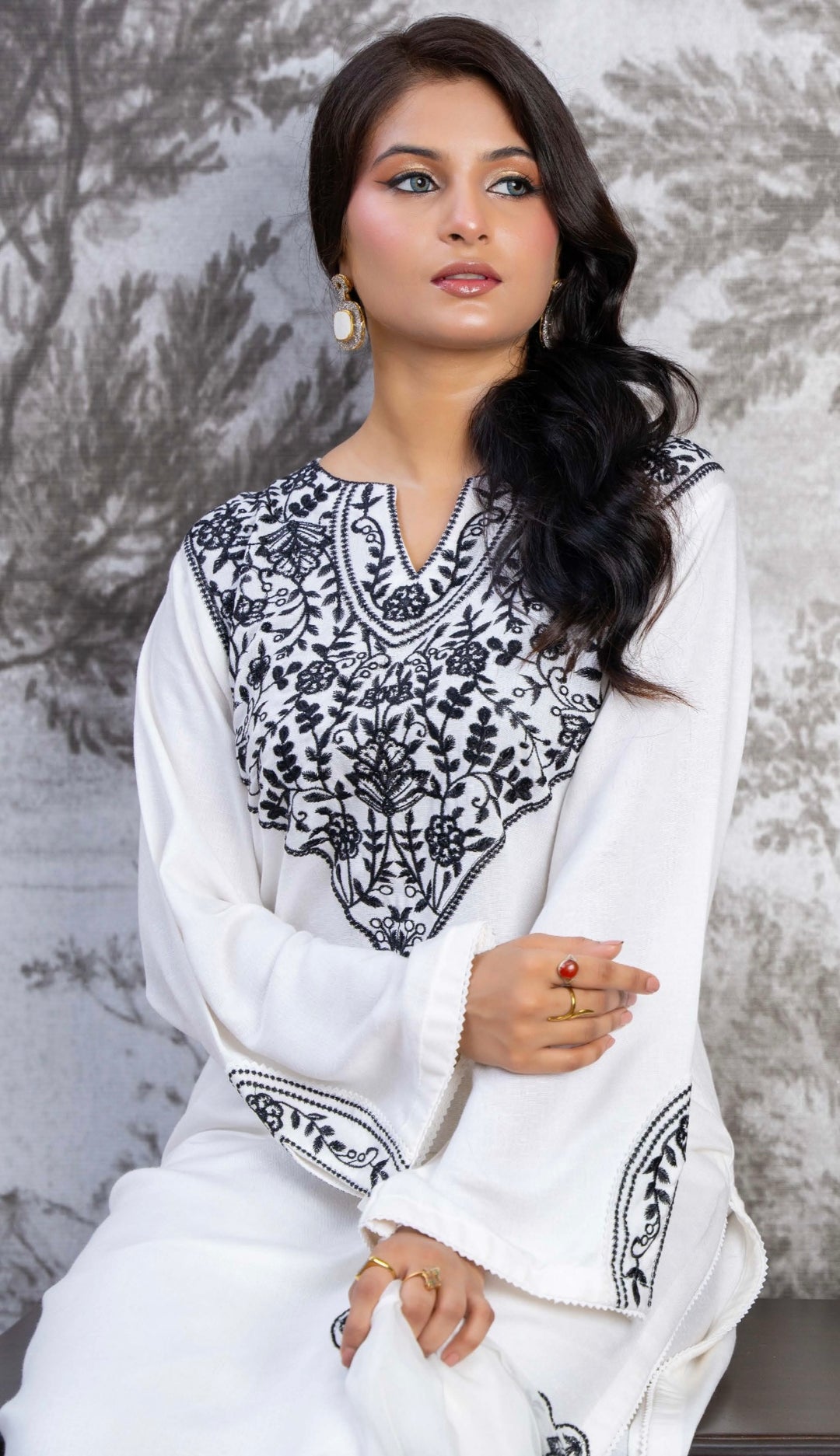 Zk04 - Juliet Embroidered Karandi 3 Piece suit