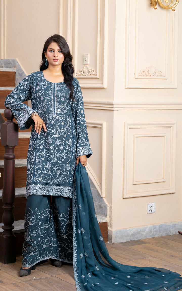 Zk05 - Safoora Embroidered Karandi 3 Piece suit