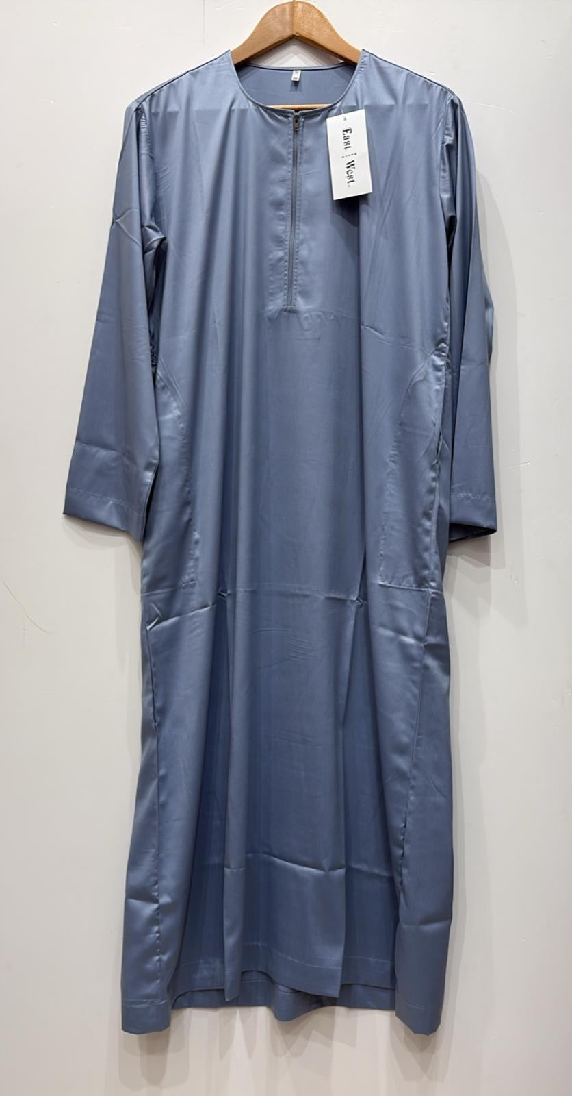 JM426- MEN'S SATIN OMANI THOBE/JUBBA