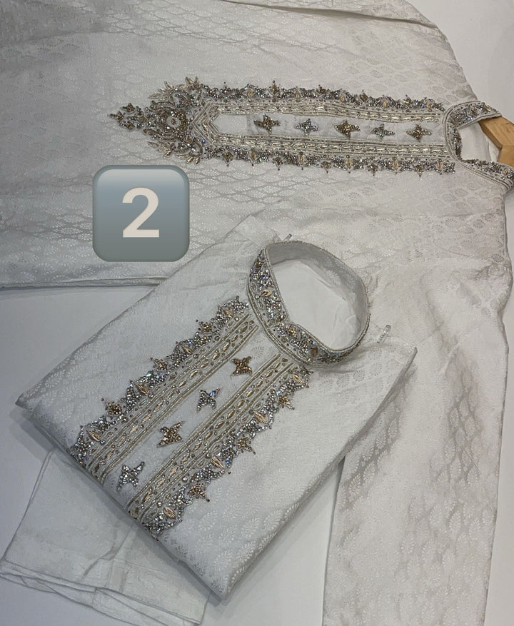 CM342 - MEN’S WHITE HAND EMBROIDERED SET