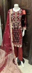 EMBROIDERED VELVET 3 PIECE SUIT BV45