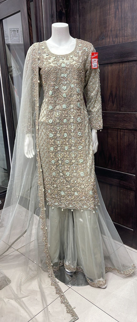 HEAVY EMBROIDERED & EMBELLISHED NET SHARARA SUIT 0151D