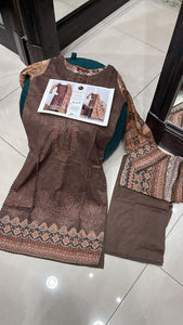 EMBROIDERED LAWN 3 PIECE SUIT BS03