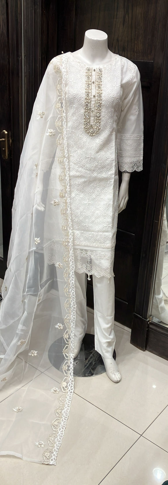 WHITE EMBROIDERED ORGANZA & COTTON 3 PIECE SUIT 429A