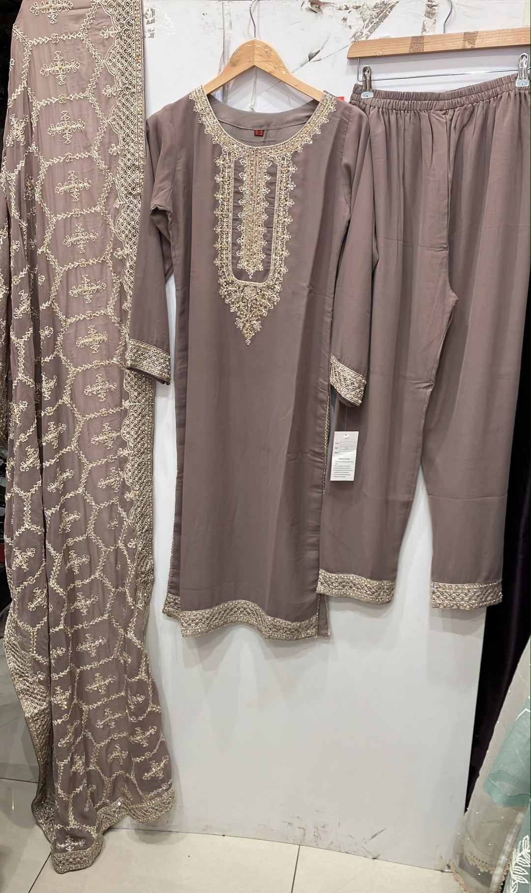 316C- MAUVE BROWN EMBROIDERED CHIFFON 3 PIECE SUIT