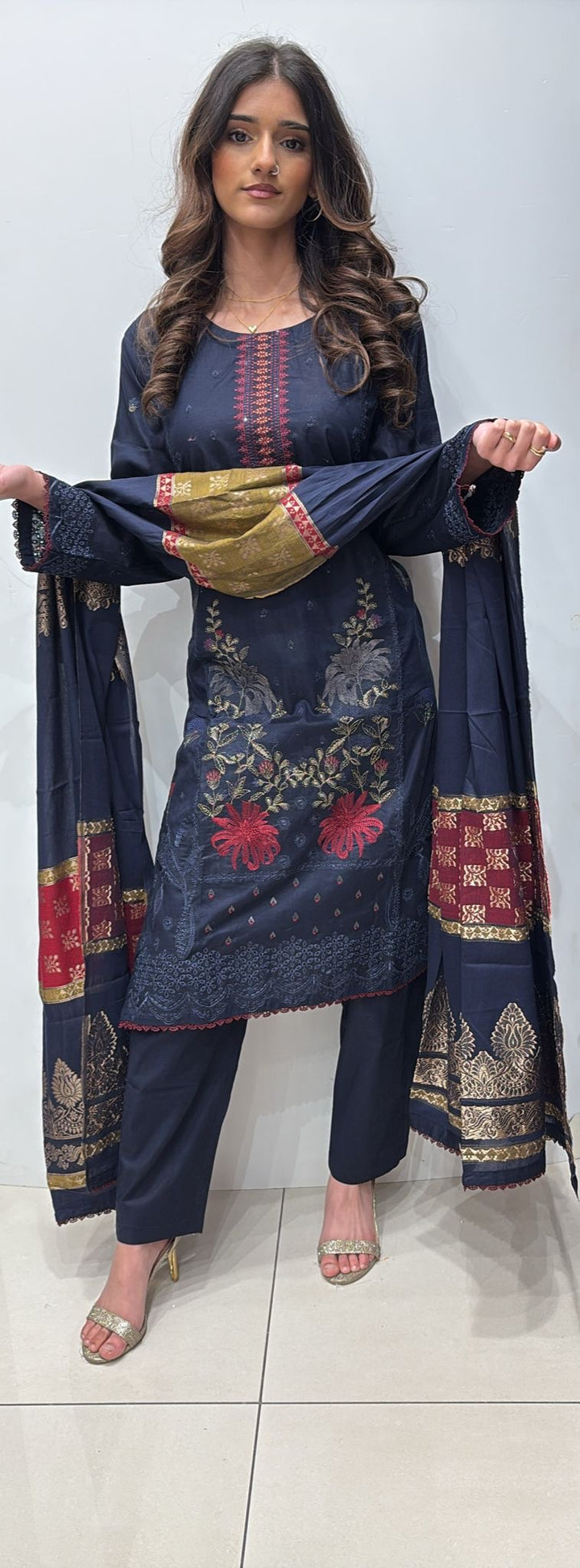 GBR02 - BLUE EMBROIDERED COTTON SUIT JACQUARD DUPATTA