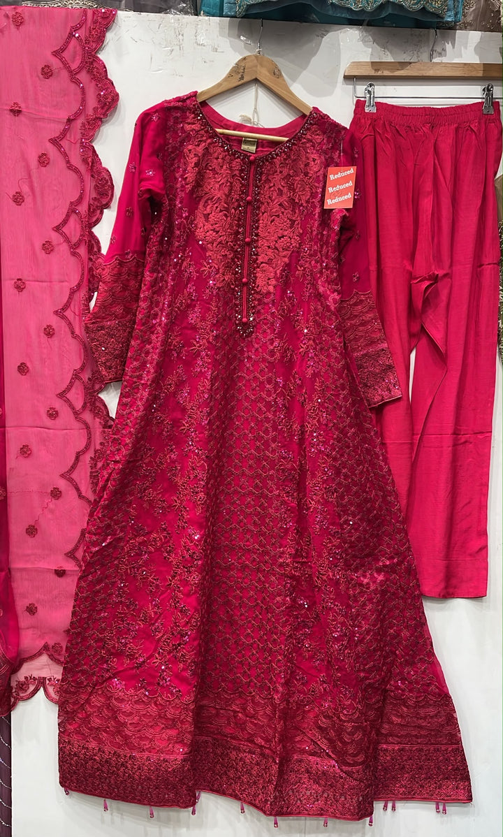 1915A - FUCHSIA PINK CHIFFON EMBROIDERED LONG DRESS - East meets west clothing 