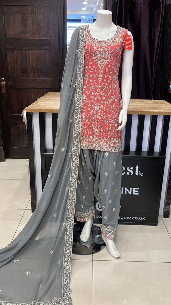 HEAVY EMBROIDERED CHIFFON 3 PIECE SHALWAR SUIT 163C