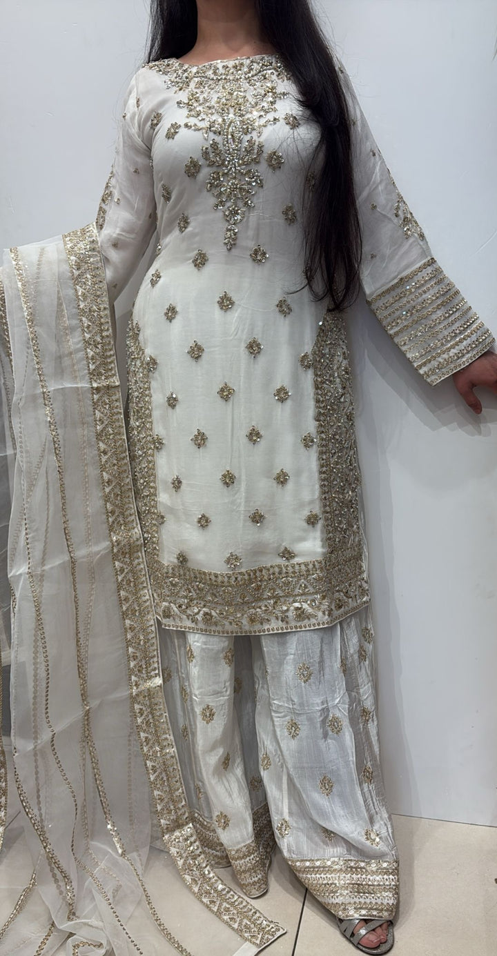 363B- OFF-WHITE CHIFFON EMBROIDERED 3 PIECE SUIT