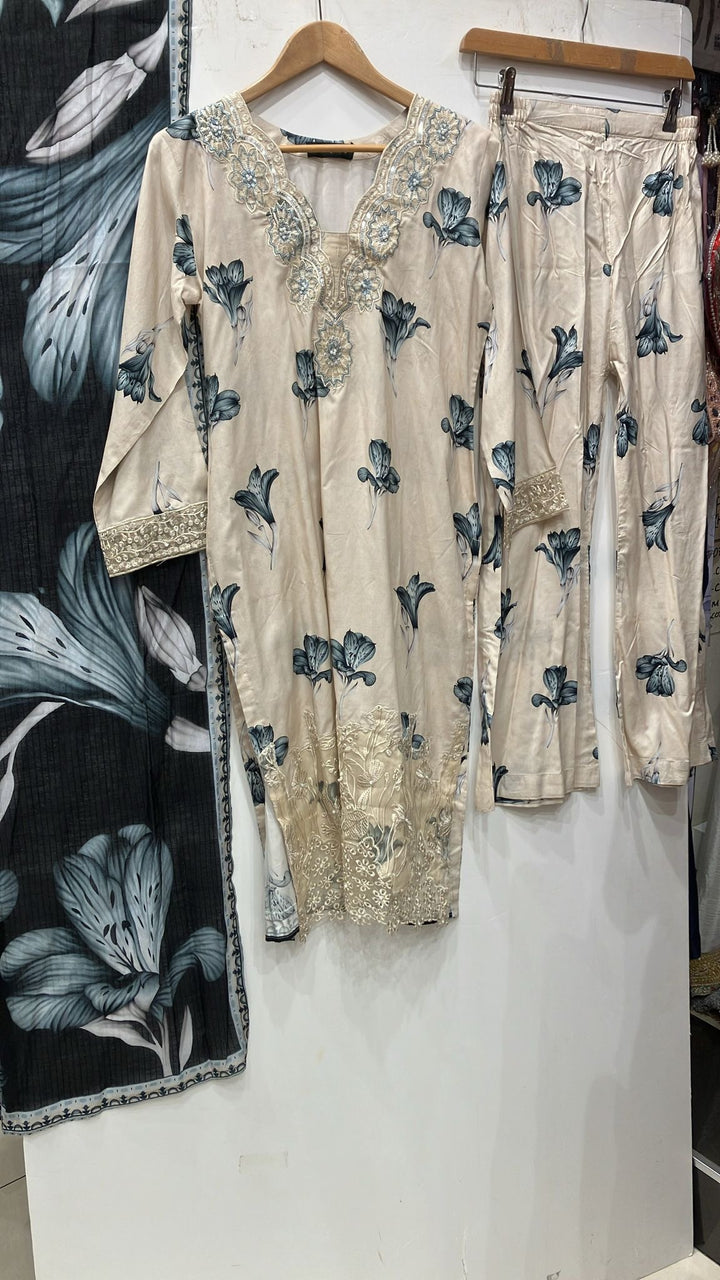 KB02 - EMBROIDERED LINEN PRINT 3 PIECE SUIT