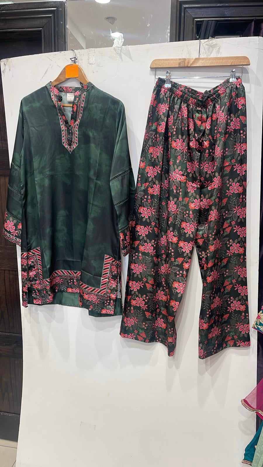 ZC10- SILK PRINT CO-ORD 2 PIECE SUT