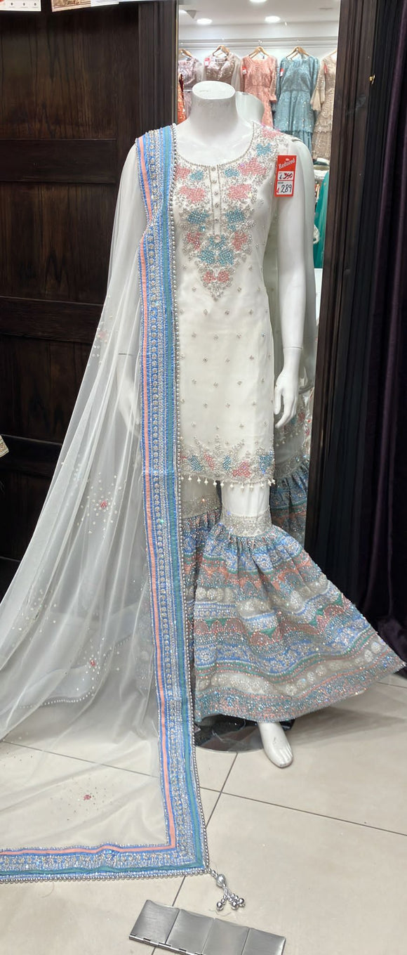 HEAVILY EMBROIDERED GHARARA SUIT 0172C