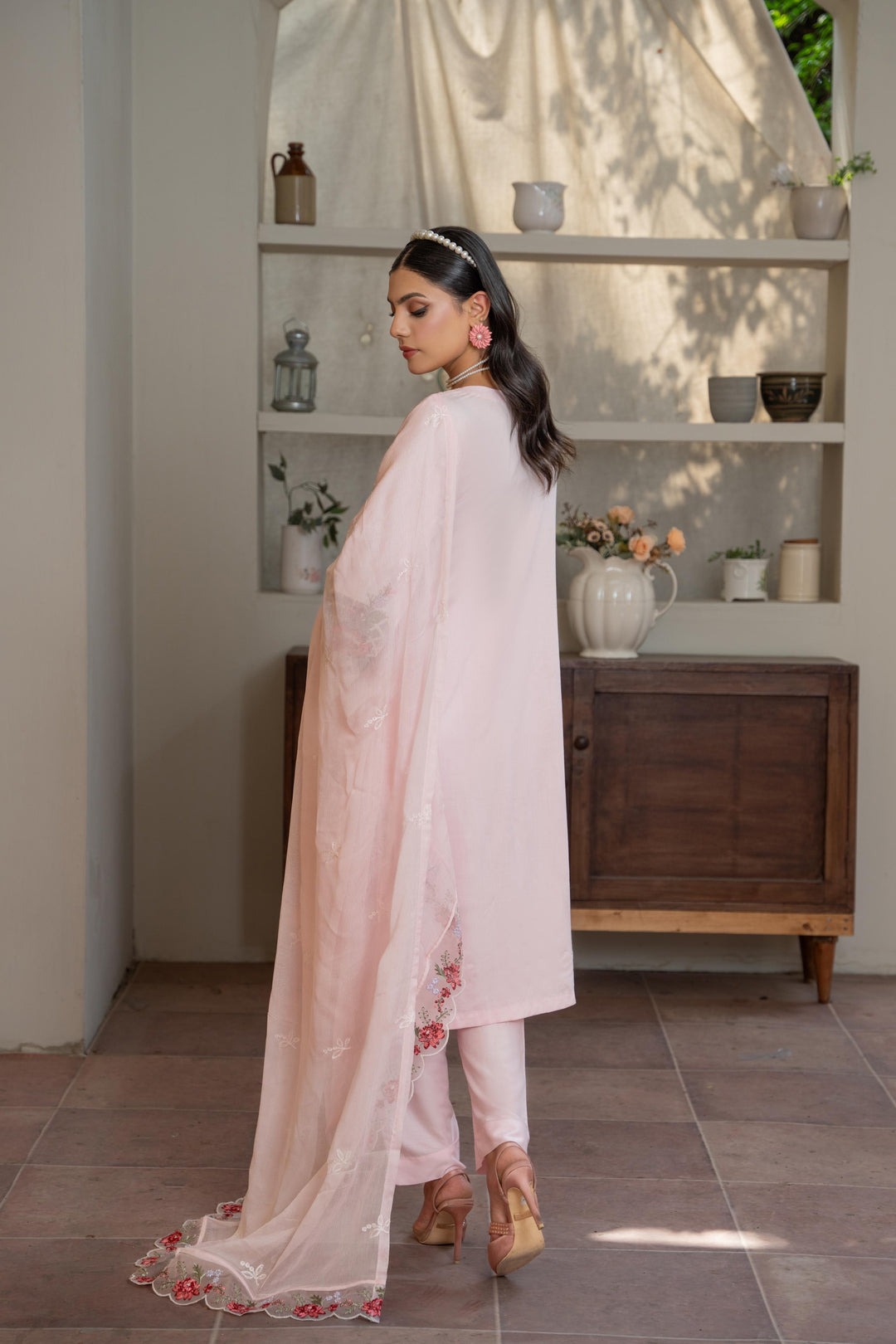 1141A - Pink Embroidered Linen 3 Piece suit