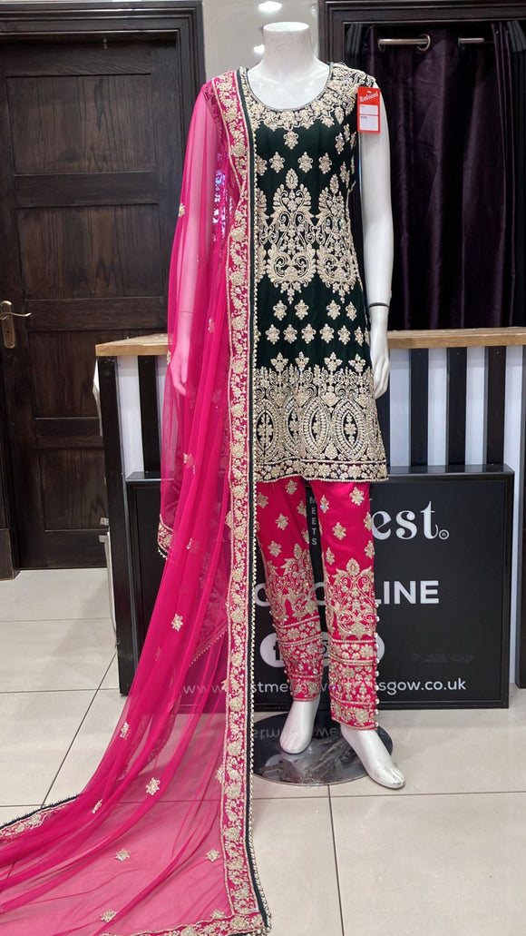 HEAVILY EMBROIDERED NET 3 PIECE SUIT 3081D