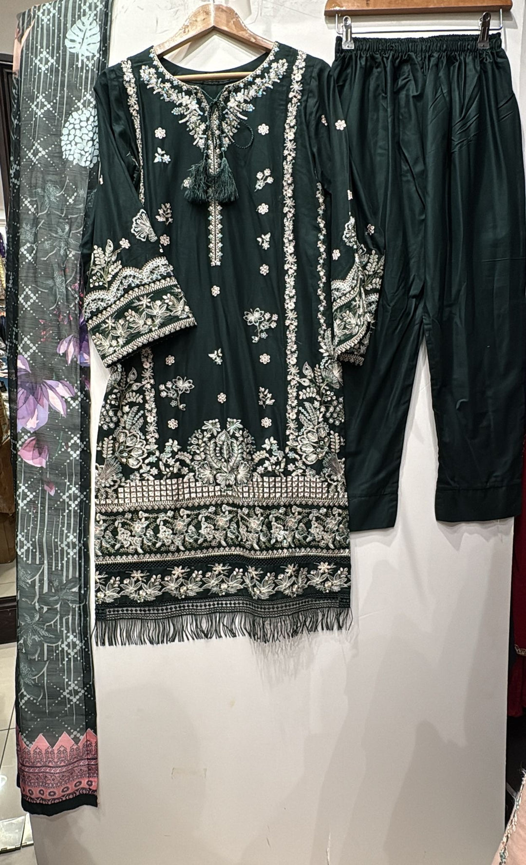 1154C - Green Embroidered Linen 3 Piece suit