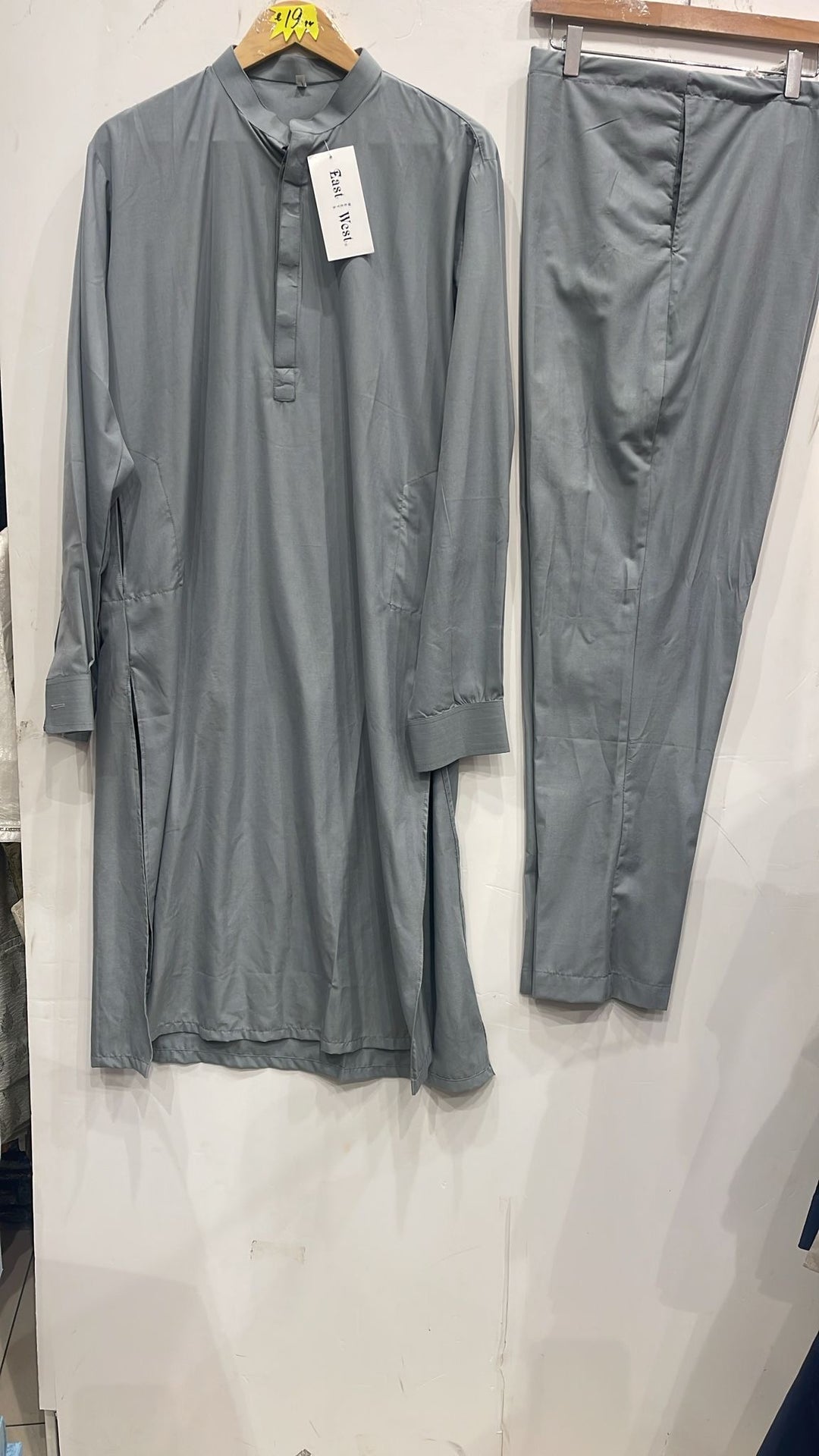 MN21B Men's Grey traditional Kameez set