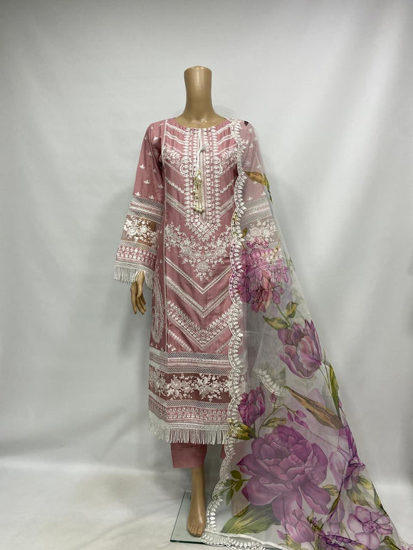 EMBROIDERED LAWN 3 PIECE SUIT 68G