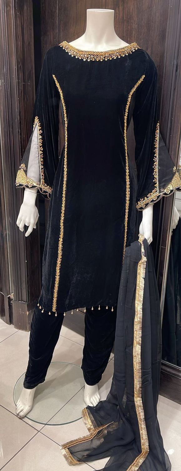 BLACK EMBROIDERED VELVET 3 PIECE SUIT NV51D