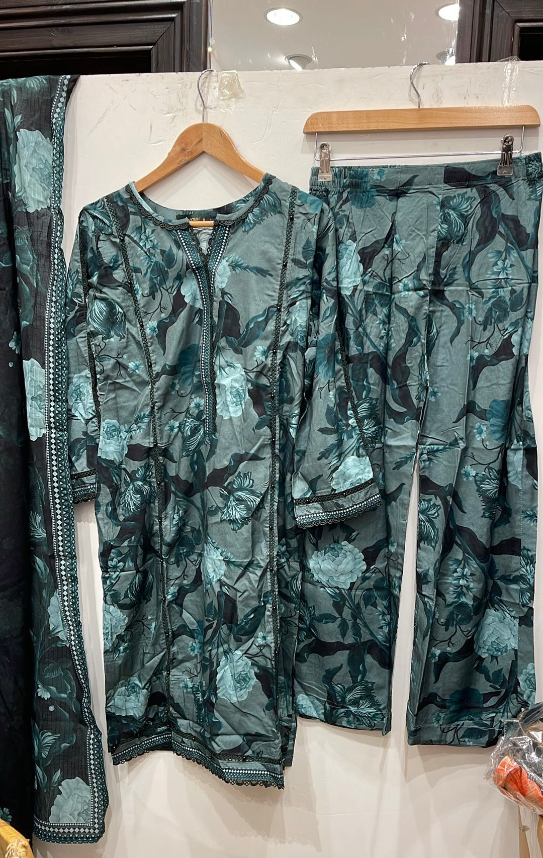 BL07- LINEN PRINT 3 PIECE SUIT