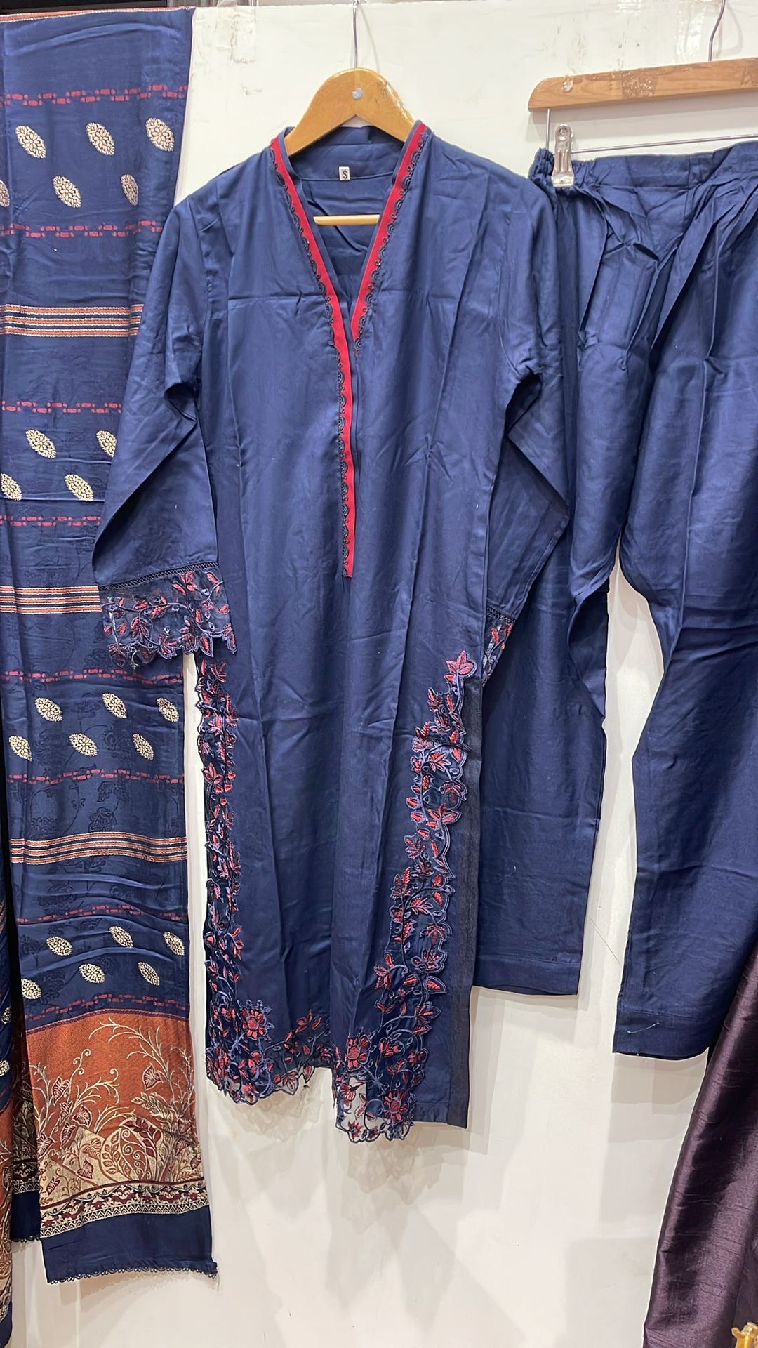 DL05- BLUE DHANAK LINEN EMBROIDERED SUIT