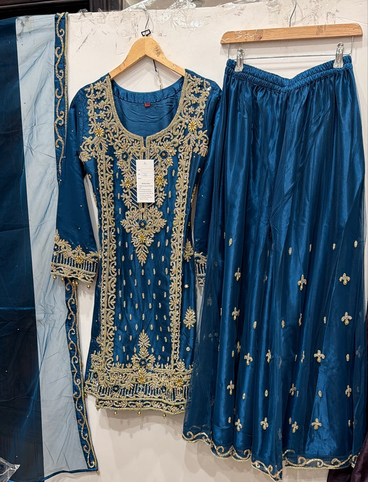 142D EMBROIDERED & EMBELLISHED NET 3 PIECE SUIT - East meets west clothing 