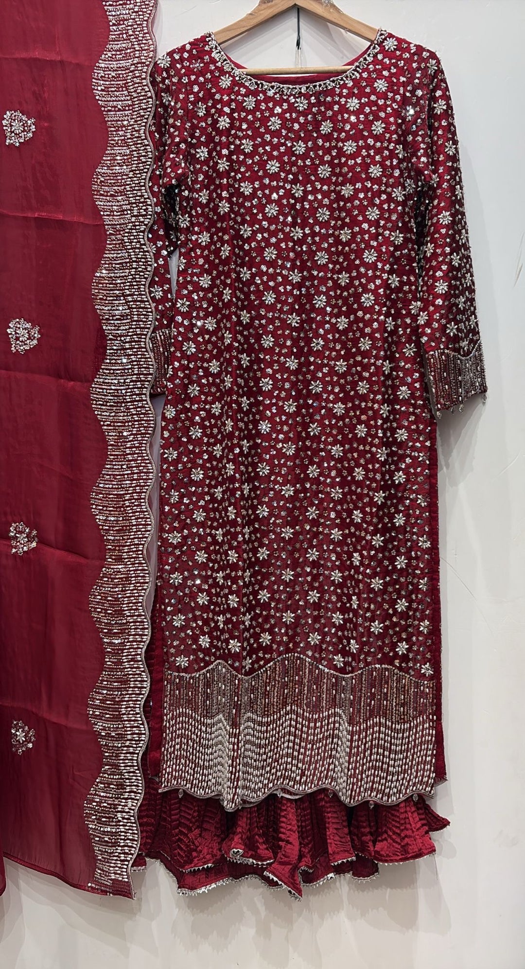 390C - EMBROIDERED & EMBELLISHED SILK SUIT