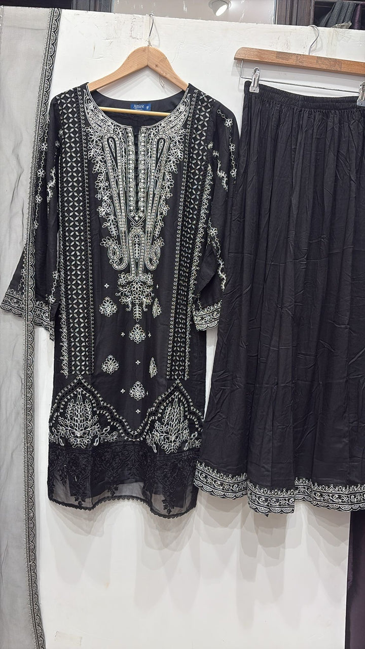 1151A - Black Embroidered Linen 3 Piece suit