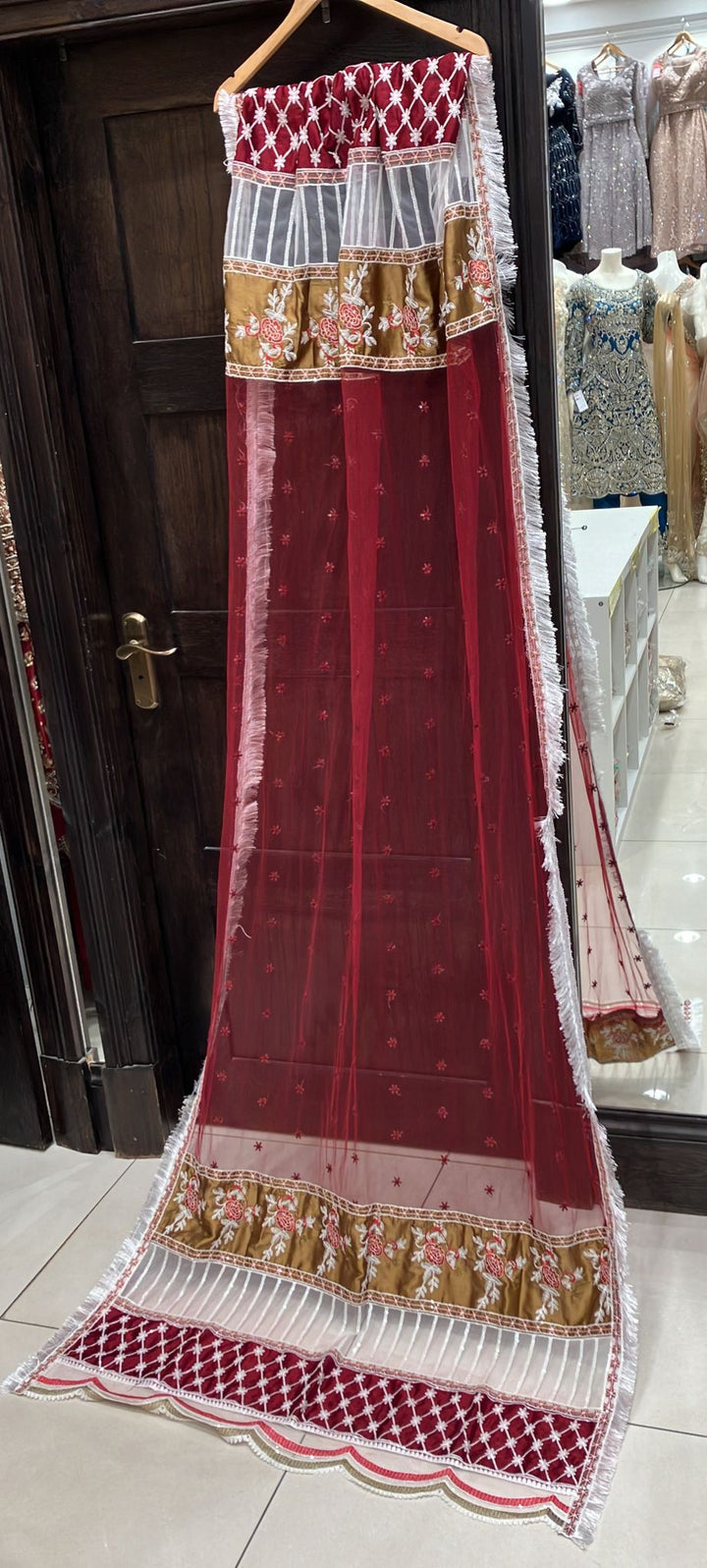 EMBROIDERED & EMBELLISHED NET 3 PIECE SUIT 485D