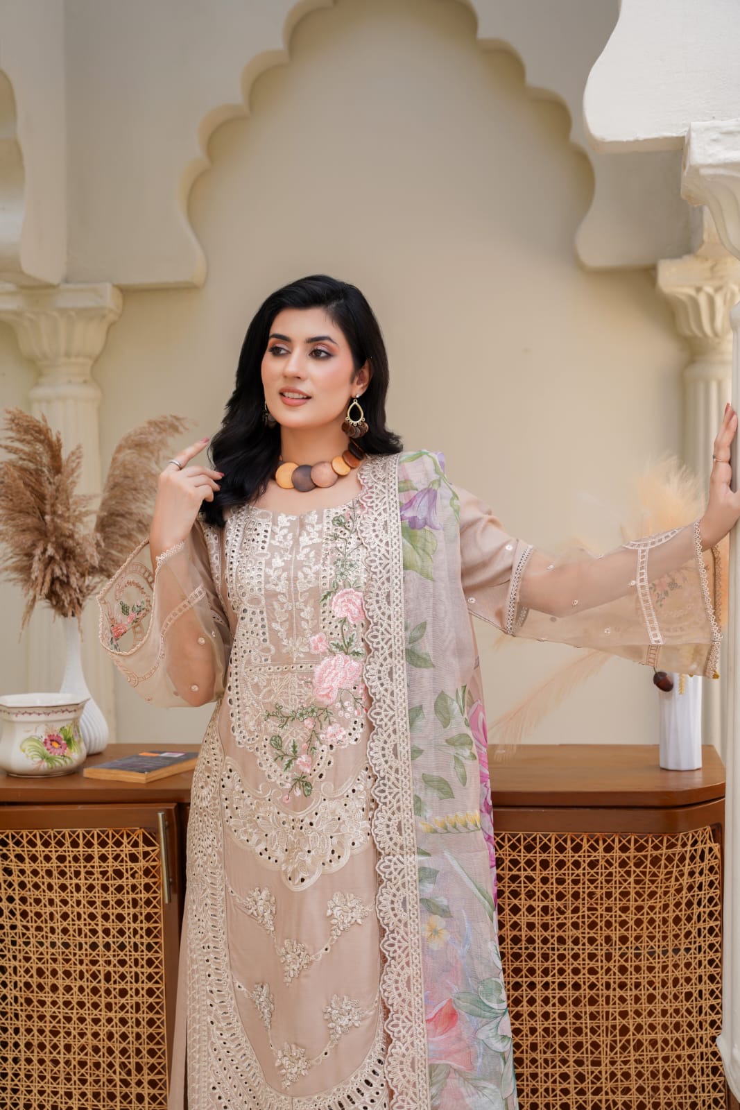 1146B - Embroidered Linen 3 Piece suit