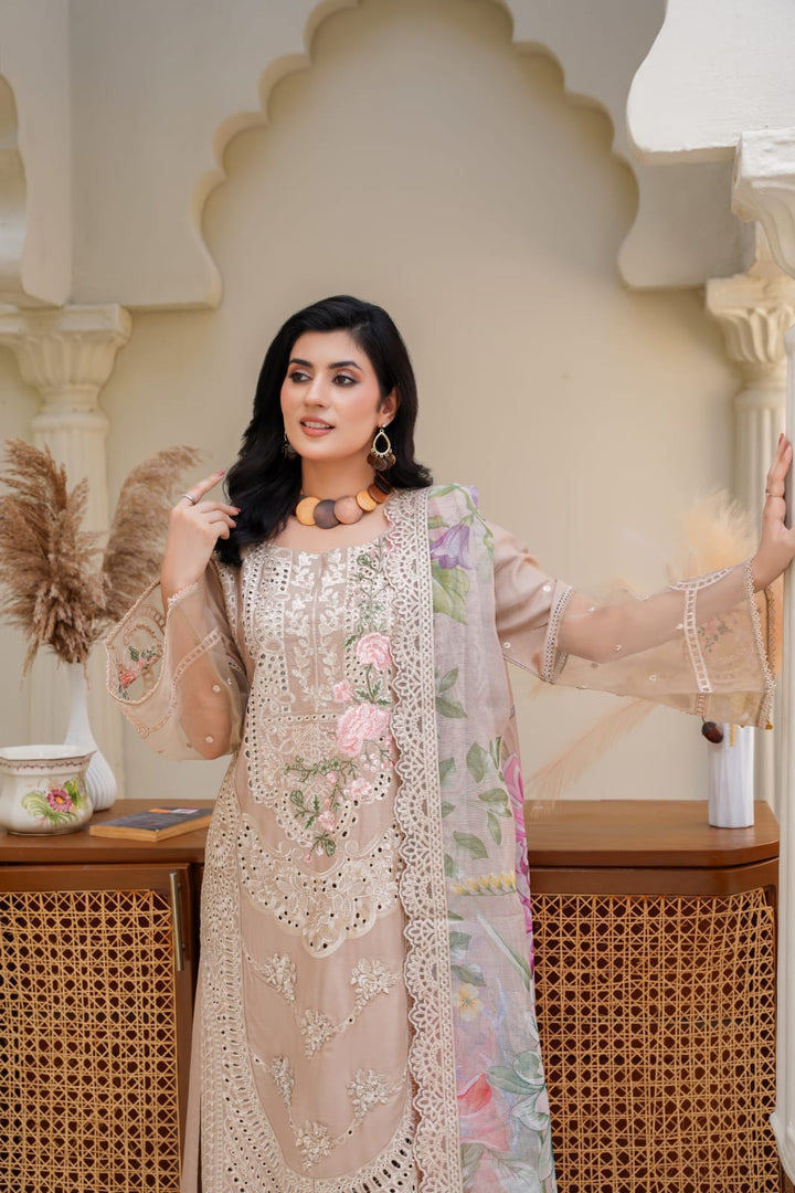 1146B - Embroidered Linen 3 Piece suit